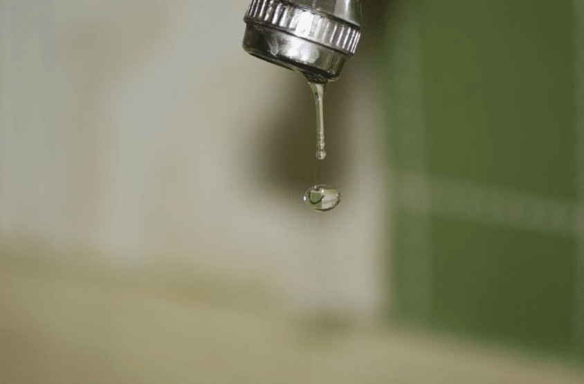 How to detect water leaks in your home